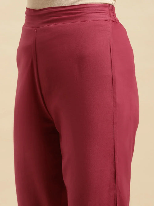 100% Cotton Solid Calf Length Straight Pant